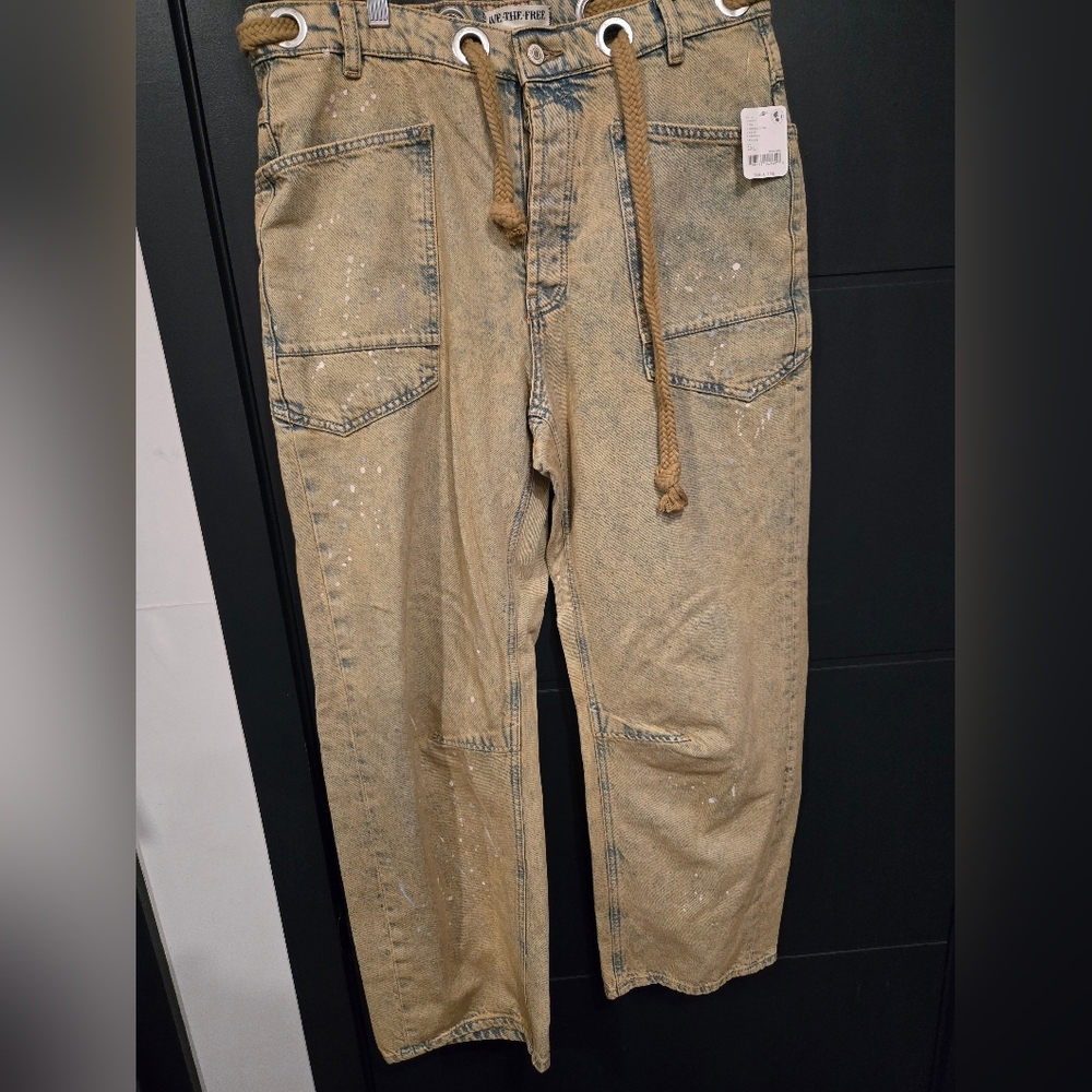 We The Free Low Slung Moxie Barrel Jeans Cowboy 29L Nwt - Picture 2 of 4